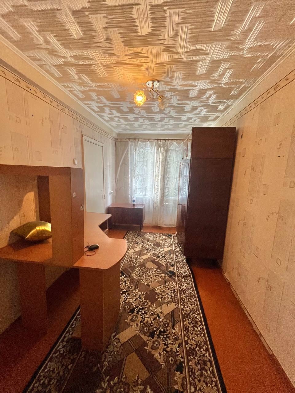 Продам 2-кк. квартиру на кв. Гагарина, 3/5эт. Общая площадь 45м2. 👍Квартира в жилом состоянии, не угловая, теплая. ✅Отопление центральное ✅Окна м/п ✅Комнаты смежные ✅С/у раздельный ✅отличное месторасположение. Школы, детские сады, супермаркеты, хорошо развита вся инфраструктура, рынок, остановка транспорта с ...
